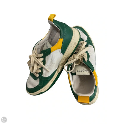 Shoes Athletic By Clothes Mentor In Green & White, Size: 8